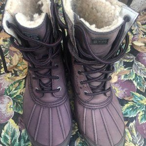 UGG Event S/N 5298 Leather Sheepskin Waterproof Plum Mid Boots USA 7.5